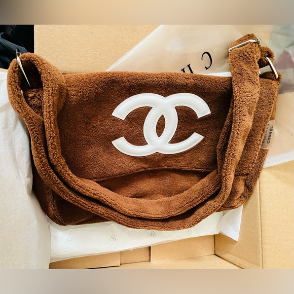 Chanel Plush Brown and White Shoulder Bag GWP - Picture 1 of 8
